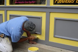 Pourquoi faire appel à un artisan-peintre pour peindre vos murs ?