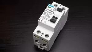 Comment bien choisir un disjoncteur ?