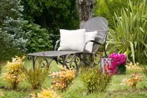 Mobilier de jardin : comment bien le choisir à l'approche de l'été ?