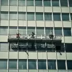 Guide pratique : comment monter un meuble lourd à l&rsquo;étage sans se fatiguer.