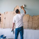 xx Faut-il absolument passer de la sous-couche avant de peindre des murs abîmés ?