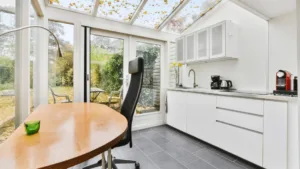 Extension sur mesure à Alès : optimisez espace, lumière et design...